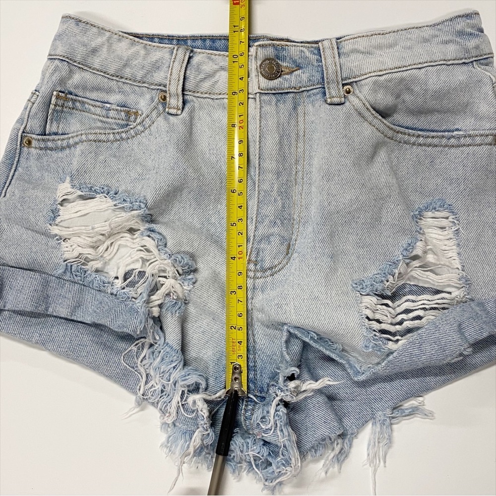 Forever 21 | Distressed Denim Shorts - Picture 9 of 9